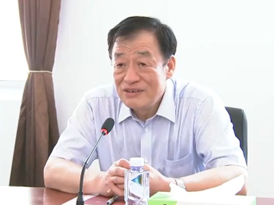 “八一”前夕，刘奇书记在部队走访慰问