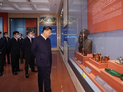 联播+ | 跟着总书记 参观这个特殊的展览 