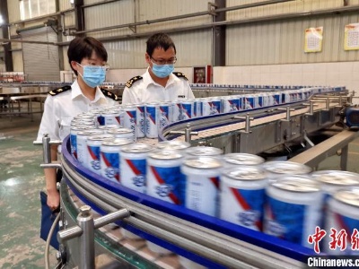 7210箱货值约21万元 江西啤酒首次出口缅甸