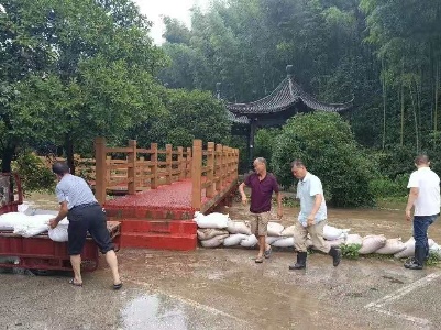 总台报道多地强降雨，江西等地积极应对