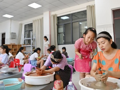 高安：8所学校开办暑期托管班 解决家长后顾之忧