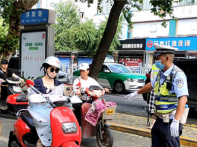 【创文进行时】九江交警严查行人、非机动车违法行为