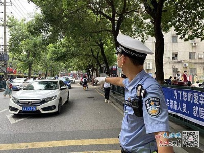 南昌永外正街医院停车难缓解 “带路黄牛”只能零星出没