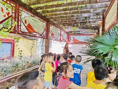 ​新起点，心飞翔！民和四小组织新生参观校园