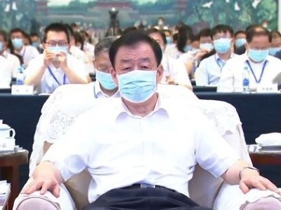 2021江西智库峰会暨国家级大院大所产业技术及高端人才进江西活动开幕 ​刘奇出席 易炼红 侯建国致辞