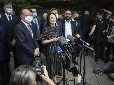 对美外交胜利！专家：撤销引渡孟晚舟是此前给美国纠错清单中的内容