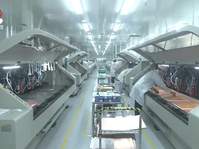 易炼红在鹰潭调研时强调 以创新为引领加快推进转型升级 激发消费新活力增强发展新动能