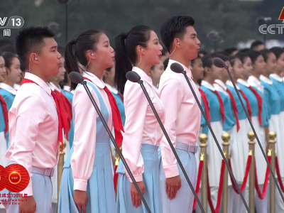“强国有我”响彻天安门上空，大学生唱了出来！