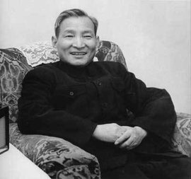 个人名利淡如水 党的事业重如山