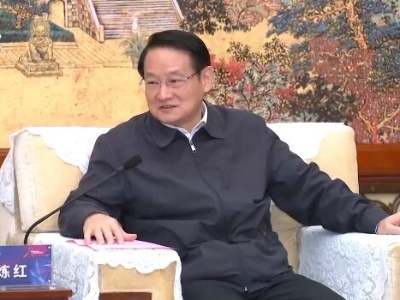 江西省与华为公司签署合作协议 易炼红叶建春会见华为公司轮值董事长郭平一行