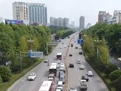 红绿灯下211015