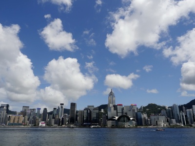 新华国际时评：美政客继续干预香港事务是“螳臂挡车”