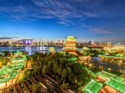 在生态文明建设中铸“三心”