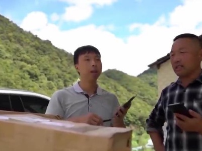 【可爱的中国·小康生活 蒸蒸日上】家门口找到出路 勤劳双手创造幸福生活