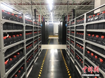 【母亲河畔的中国】探访中国首个“双中心”城市：数字经济势头正劲 