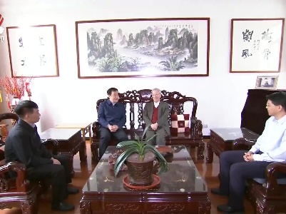 刘奇走访慰问老干部老同志时强调 深入贯彻习近平总书记对老龄工作的重要指示精神 切实让全省老年人共享改革发展成果安享幸福晚年