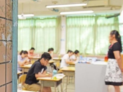 硕士起步，博士扎堆，教师岗位真的“挤破头”？ 