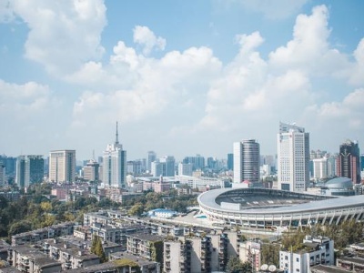 成都加快建设知识型技能型创新型产业工人大军——培育工匠精神 服务产业人才