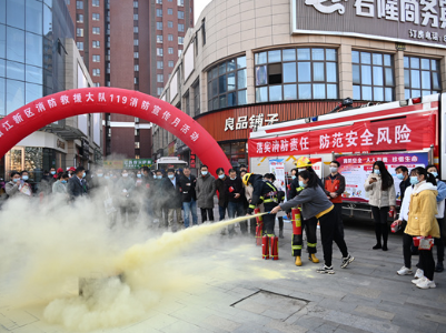 赣江新区消防大队开展“119消防宣传日”大型消防宣传活动