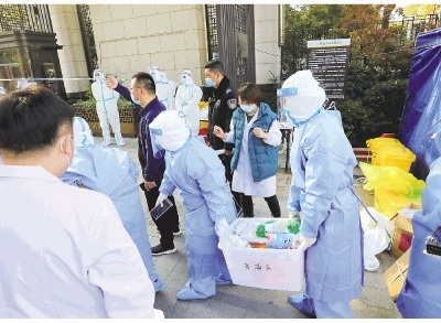 上海“疫情遭遇战”中的“封楼日记” 