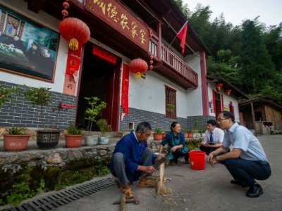 红土地上结出“致富果”  江西辖内农商银行助力巩固拓展脱贫攻坚成果与乡村振兴有效衔接