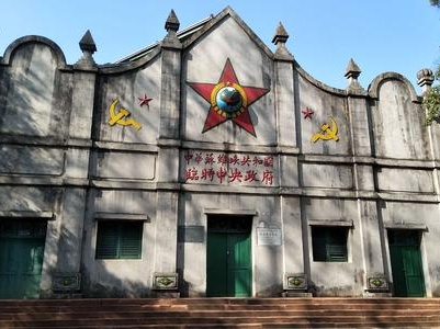 让老区人民过上更加美好的生活 ——五论学习贯彻落实江西省委常委会（扩大）会议精神
