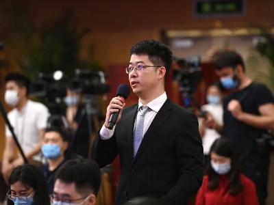 当记者是种什么体验？