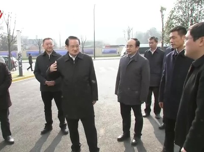 易炼红在九江调研时强调 放大格局视野找准参照坐标着力擦亮九江特色品牌 在全面建设社会主义现代化新征程中奋力赶超跨越