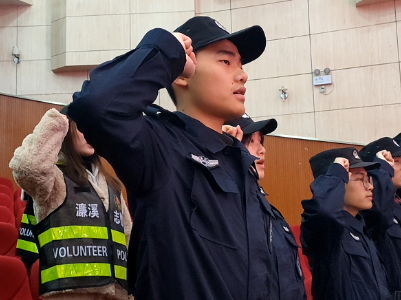 九江职大72名志警被授予“优秀志警”荣誉称号