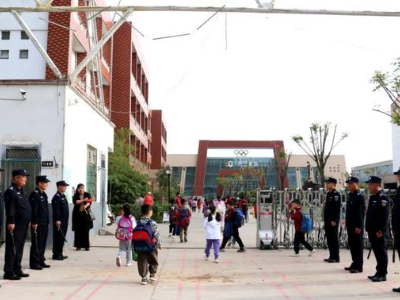 公安部：去年全国95.74%中小学已配备保安员
