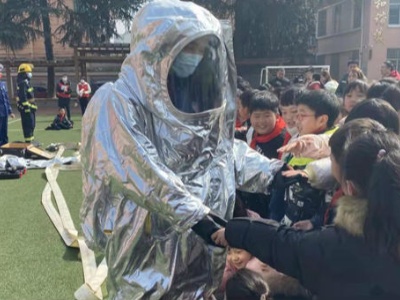消防安全第一课，护航校园开学季