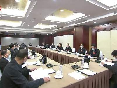 【加油“赣” 向未来·直通两会】江西代表团举行分组会议审议全国人大常委会工作报告