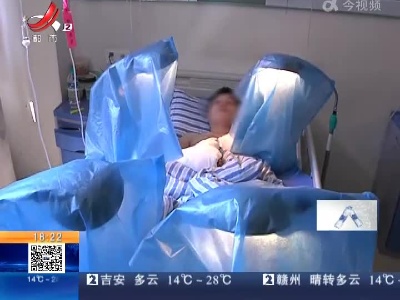 南昌：男子双手拇指被压断 医生取脚趾补位“救场”