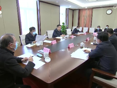 梁桂专题研究调度全省就业工作