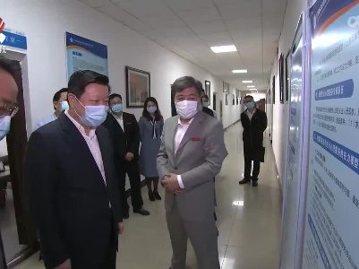 张鸿星调研社会治理研究工作
