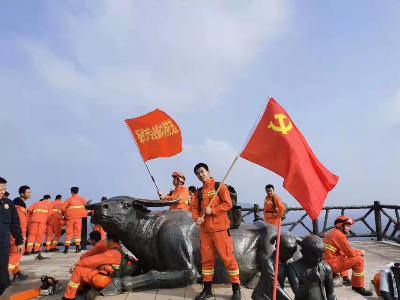 【地评线】江右时评：在时代的舞台上绽放青春年华