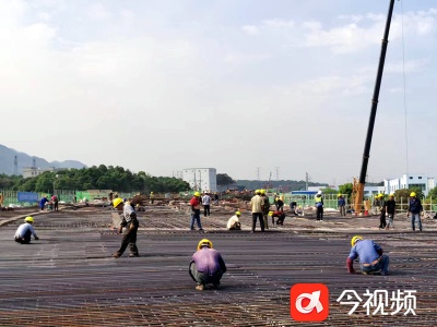“五一”我在岗！中国建筑300多名建设者奋战在施工一线