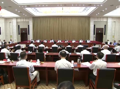 易炼红与第四批中央单位挂职干部座谈并寄语 情牵赣鄱心系老区人民一如既往支持帮助江西 共同谱写革命老区高质量跨越式发展的新篇章
