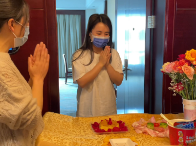 泡面当寿面 “逆行”护士的特殊生日宴