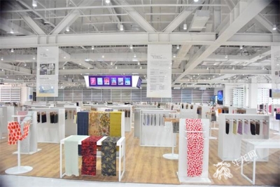 赣南苏区振兴十周年|小县城孵化出大产业 纺织服装产业集群发展跑出加速度