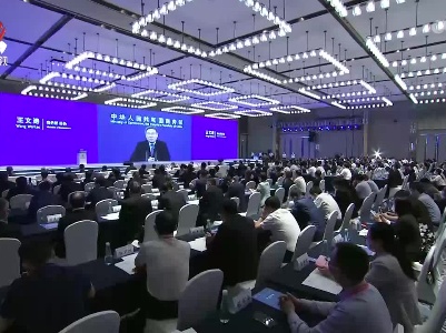 乘开放发展东风  谱合作共赢新篇   “进博会走进江西”经贸合作推介会在南昌举行   王文涛叶建春视频或现场致辞