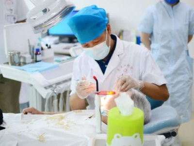 “用最简单的方法完成手术”——南昌大学四附院种牙技术进入“快时代”