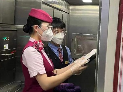 强化餐售商品检查 确保食品安全