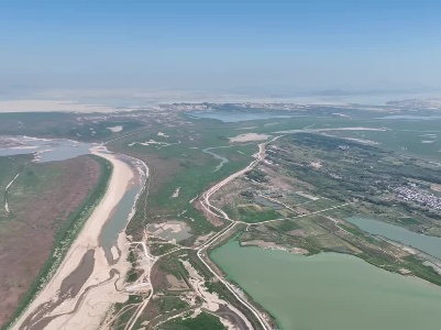 为冬候鸟蓄水留食  鄱阳湖区各方正在行动