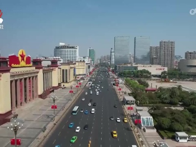 我省各地装扮一新迎国庆