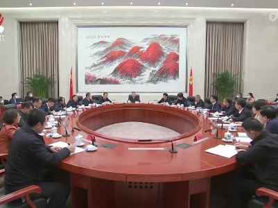 【全面深入学习贯彻党的二十大精神】省委办公厅理论学习中心组专题学习党的二十大精神