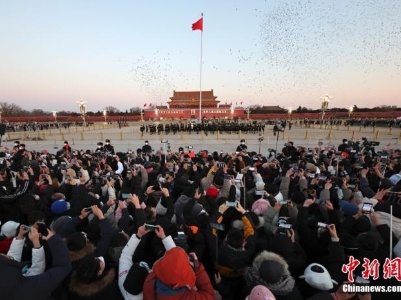 【地评线】江右时评：新年新气象，一起致敬中国力量