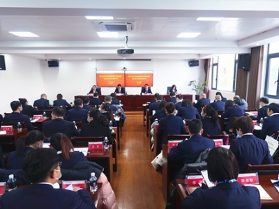 【地评线】江右时评：努力建设堪当民族复兴重任的高素质干部队伍