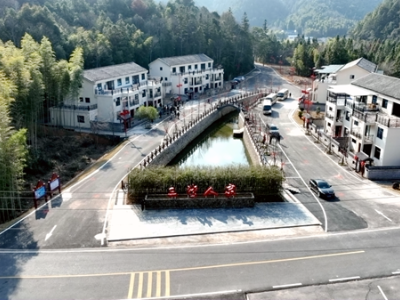 江西永新：三湾人家展新颜 美丽乡村产业兴