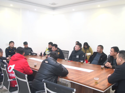 江西上饶：二手车长期占用公共资源 市民盼公共车位回归“本位”事件后续
